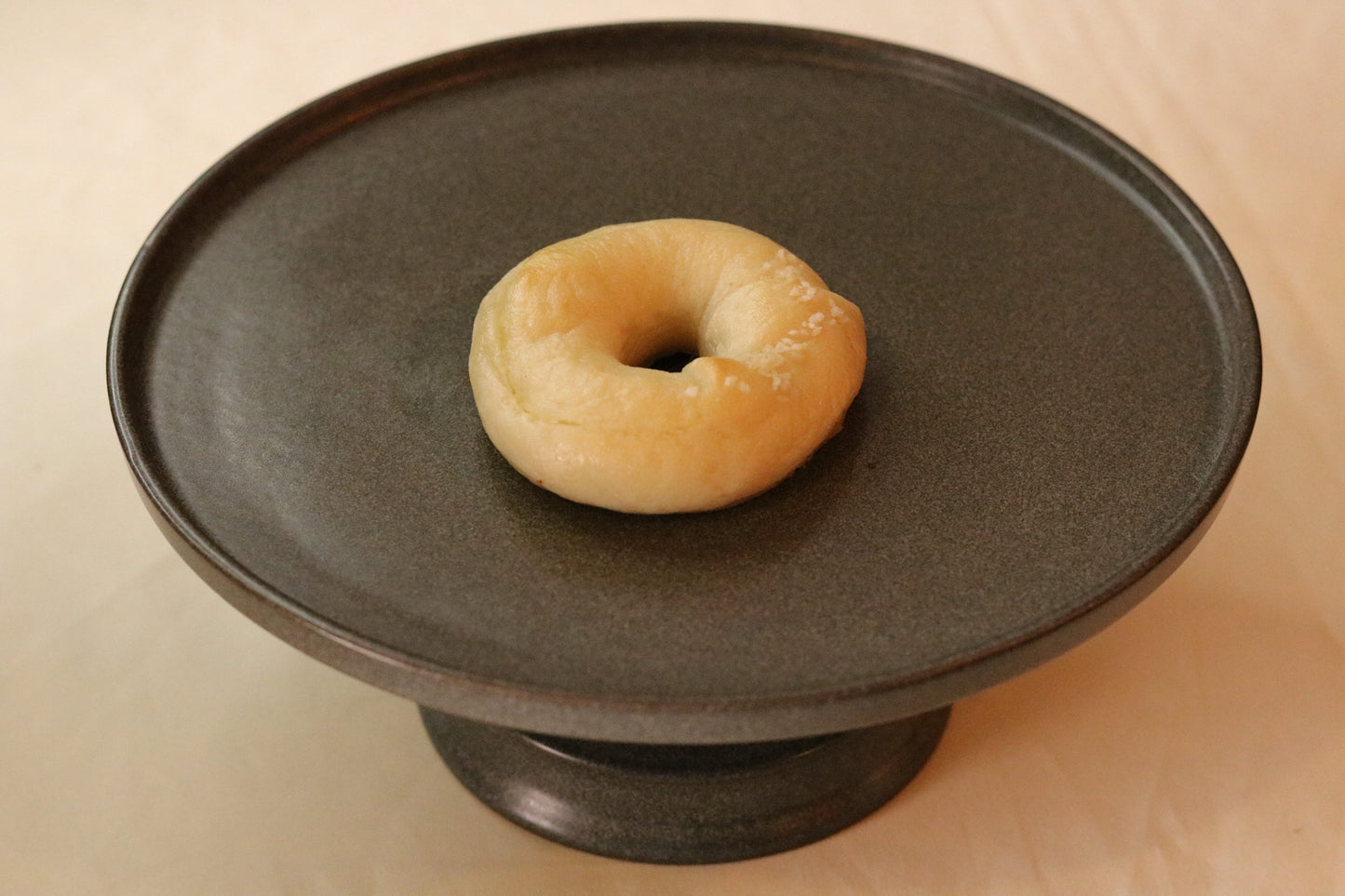 Gluten-free rice flour bagel (salted butter)