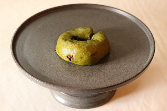 グルテンフリーの米粉ベーグル（抹茶小豆）