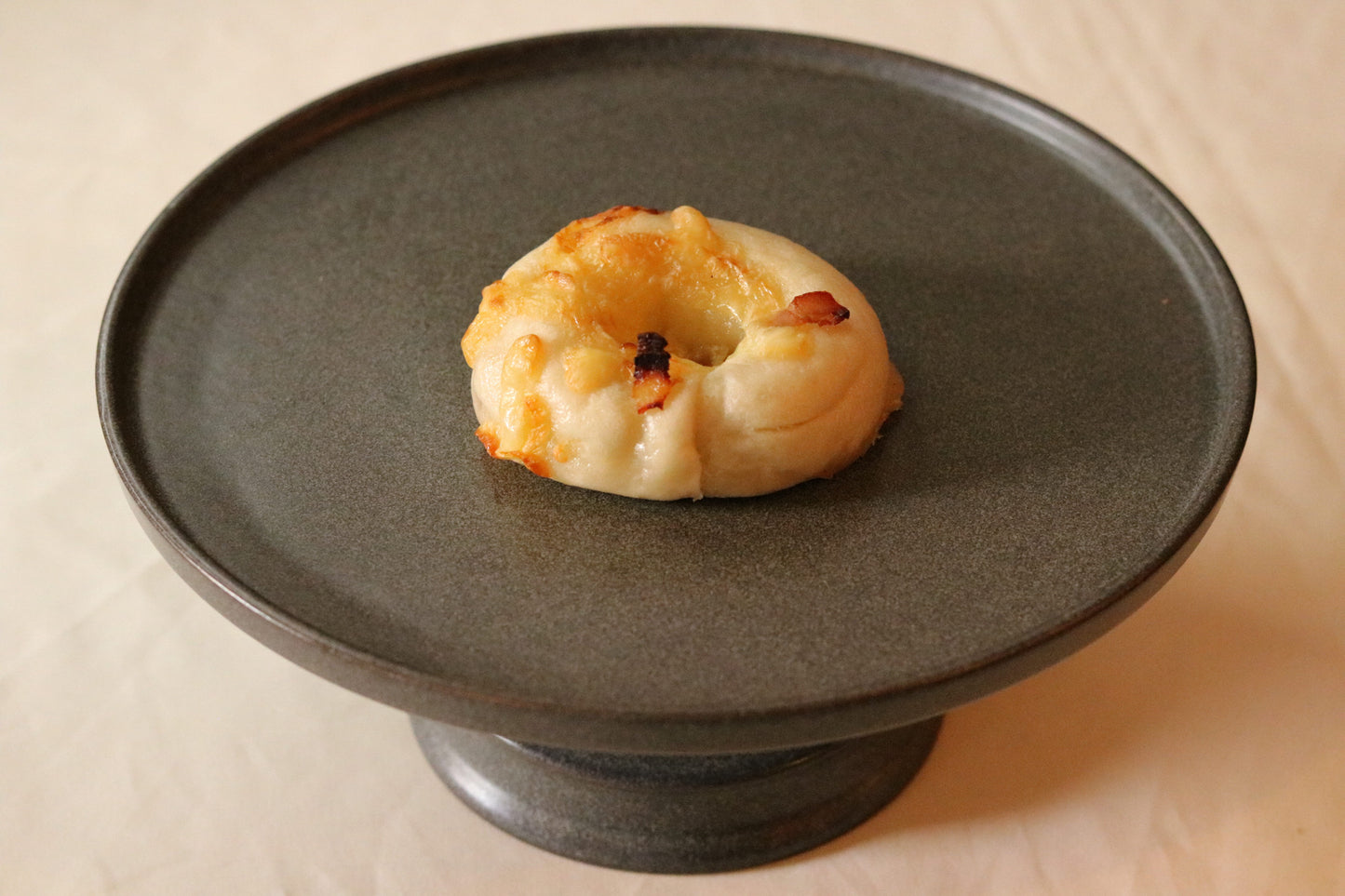 Gluten-free rice flour bagel (bacon and cheese)